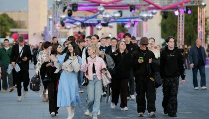 莫斯科：庆祝毕业