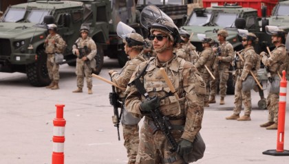 国际早报|加州政府起诉特朗普；特朗普威胁逮捕加州州长