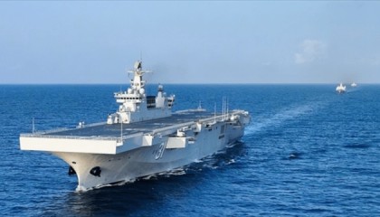 给台湾上上强度！中国海军史无前例大公开，数十艘军舰随便看