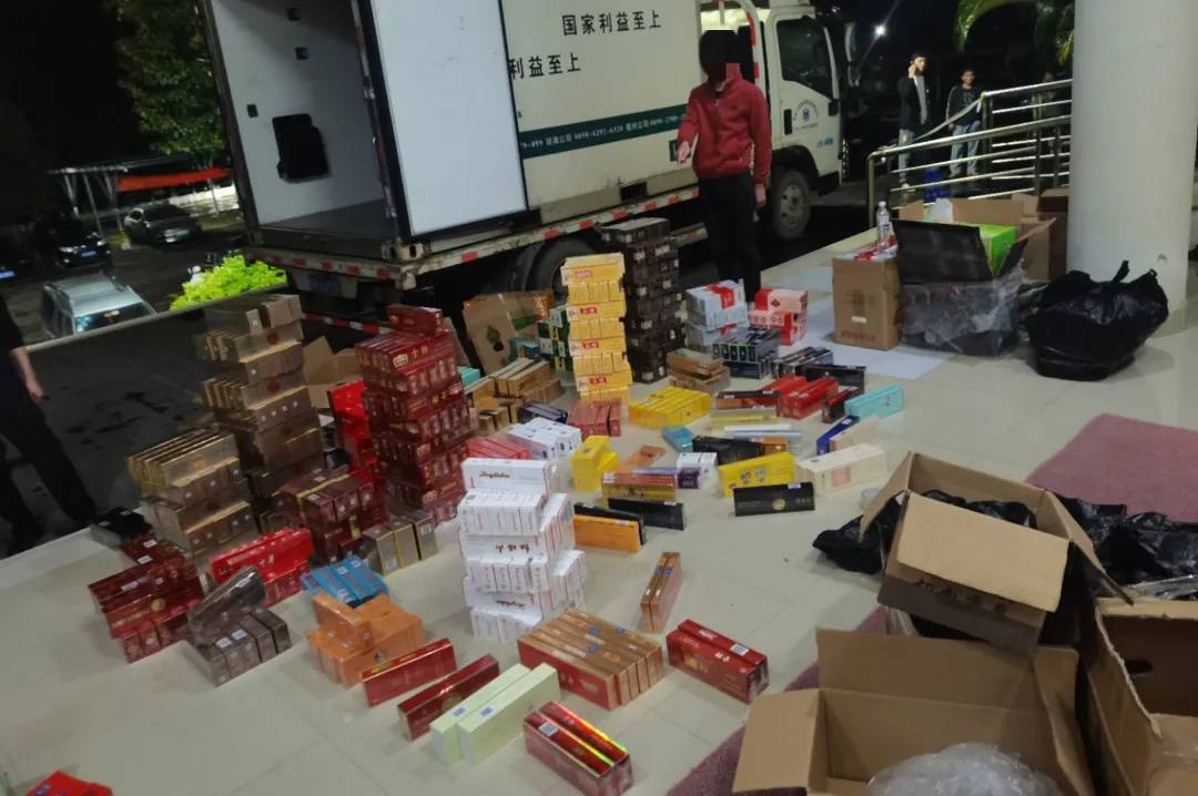 查获1739条假烟!海南一地警方抓获3人