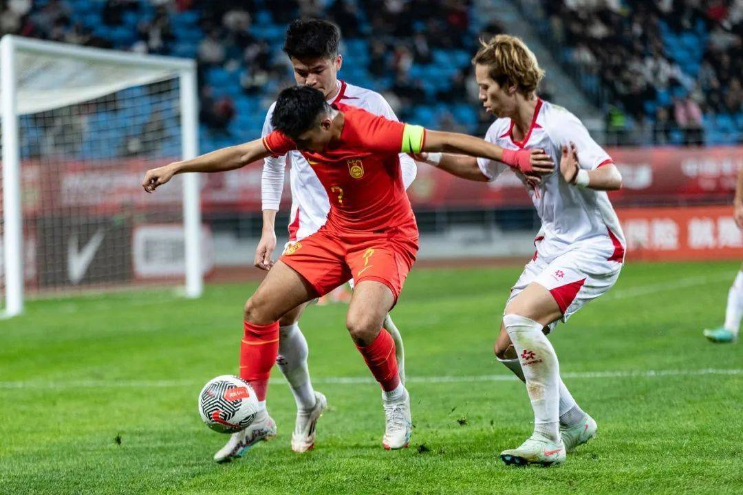 十人U22国足1比1越南U22！不败战绩夺盐城四国赛冠军