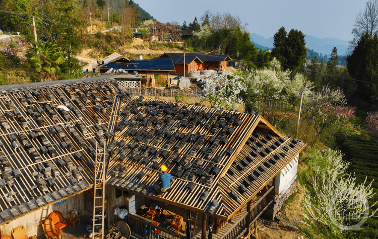 重庆黔江：传统村落“焕新颜”
