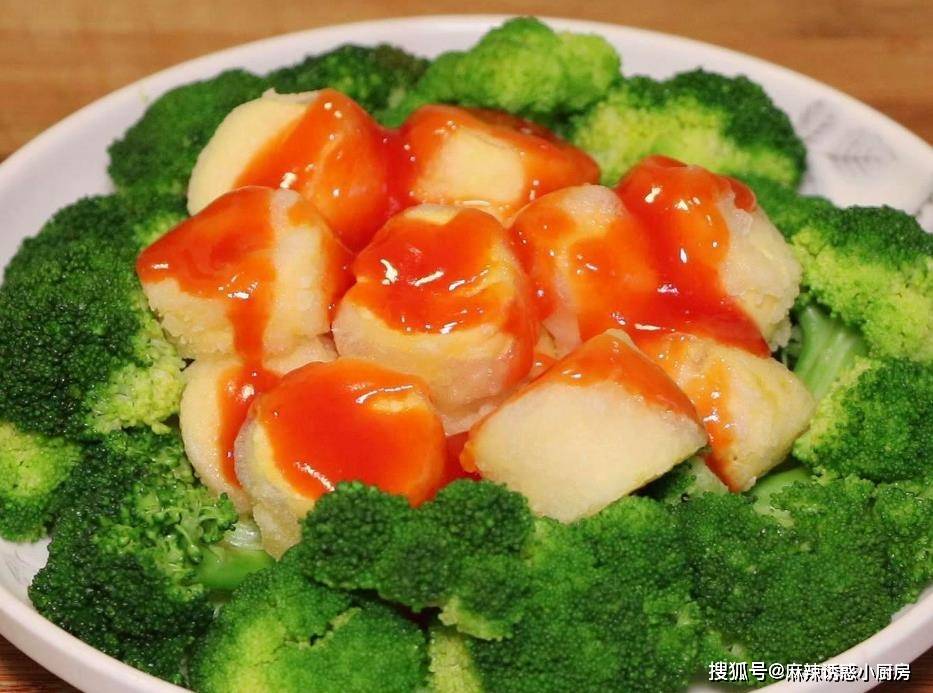 洋葱炒腊肉，馋的口水流！