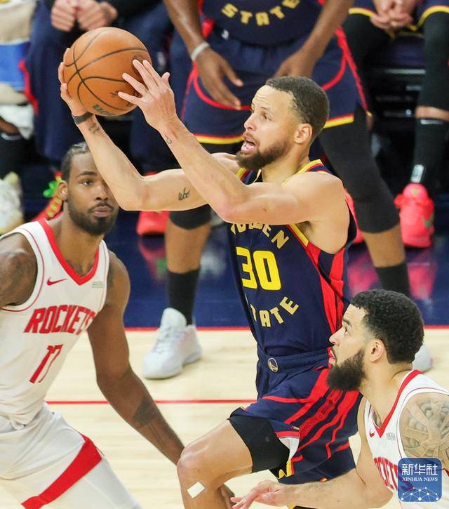 NBA季后赛 | 勇士胜火箭