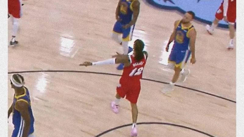 NBA热点新闻速览:詹姆斯对库里、莫兰特调查和火箭争取杜兰特