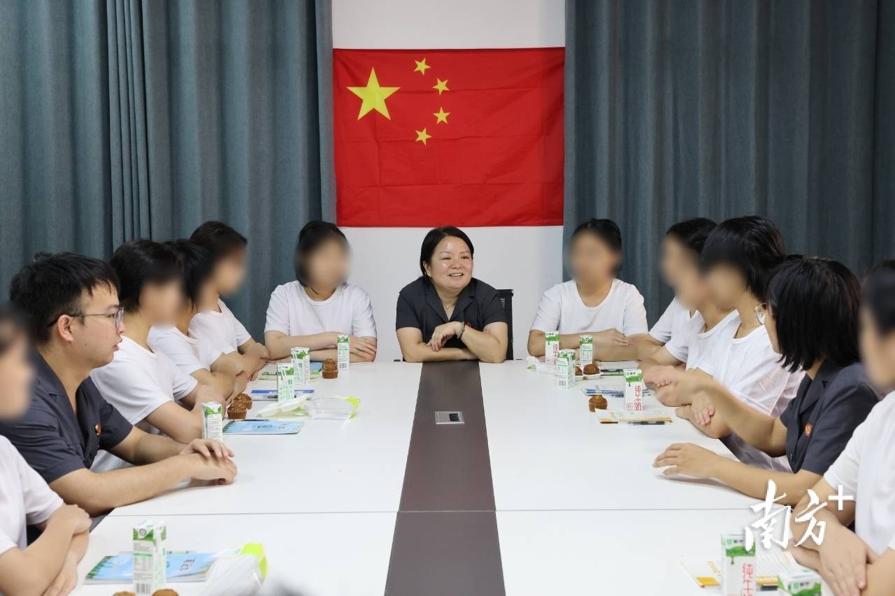 用法治“灯塔”照亮青春“航路”！梅江法院在行动