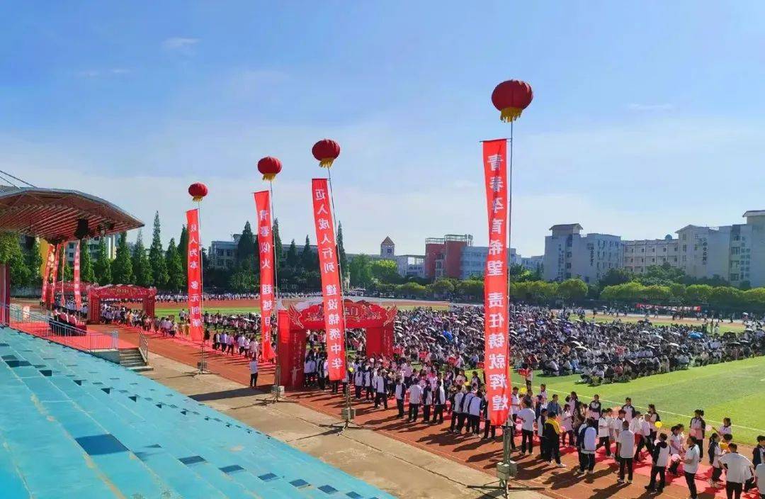 巴中高三复读有必要吗-巴中哪些学校可以复读高三-巴中全日制封闭式高三复读学校-巴中最厉害三个复读学校-巴中高三复读学校哪所好