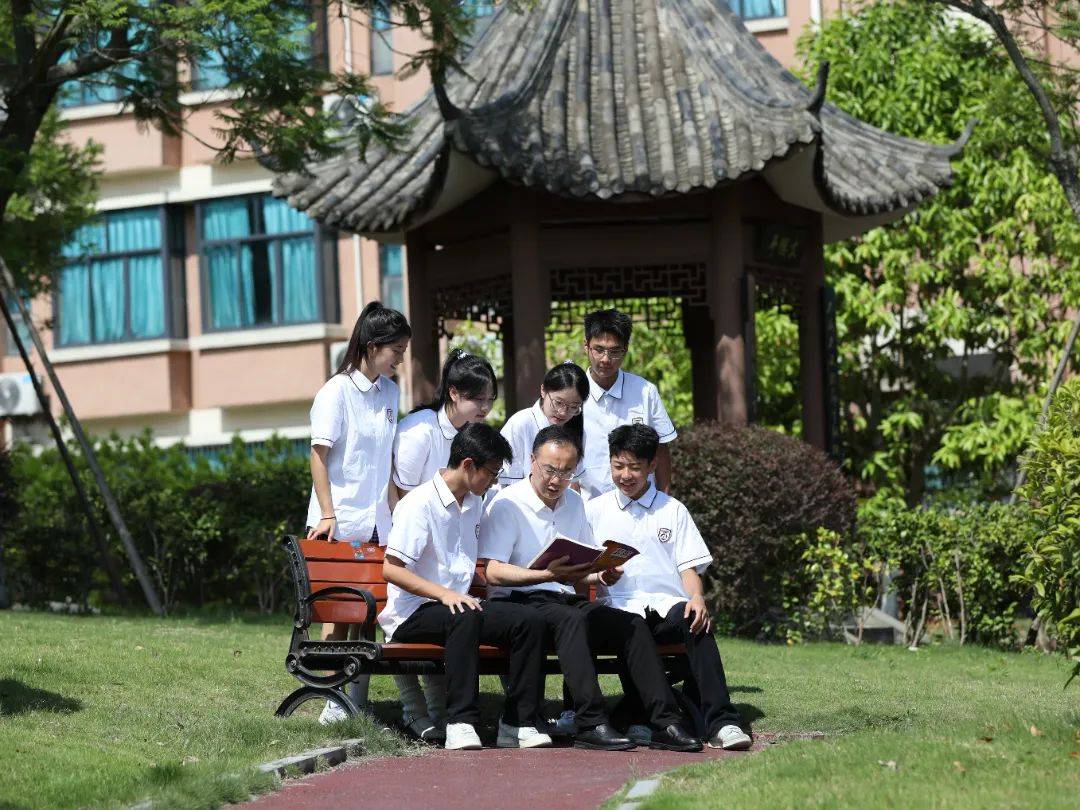 巴中高三复读学校全日制补习班-巴中高三复读学校排名前十名-巴中高考复读最好的学校-巴中最厉害三个复读学校-巴中高三复读学校哪所好