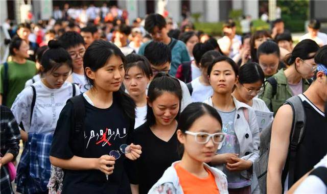 你知道弘前大学相当于国内什么大学吗?