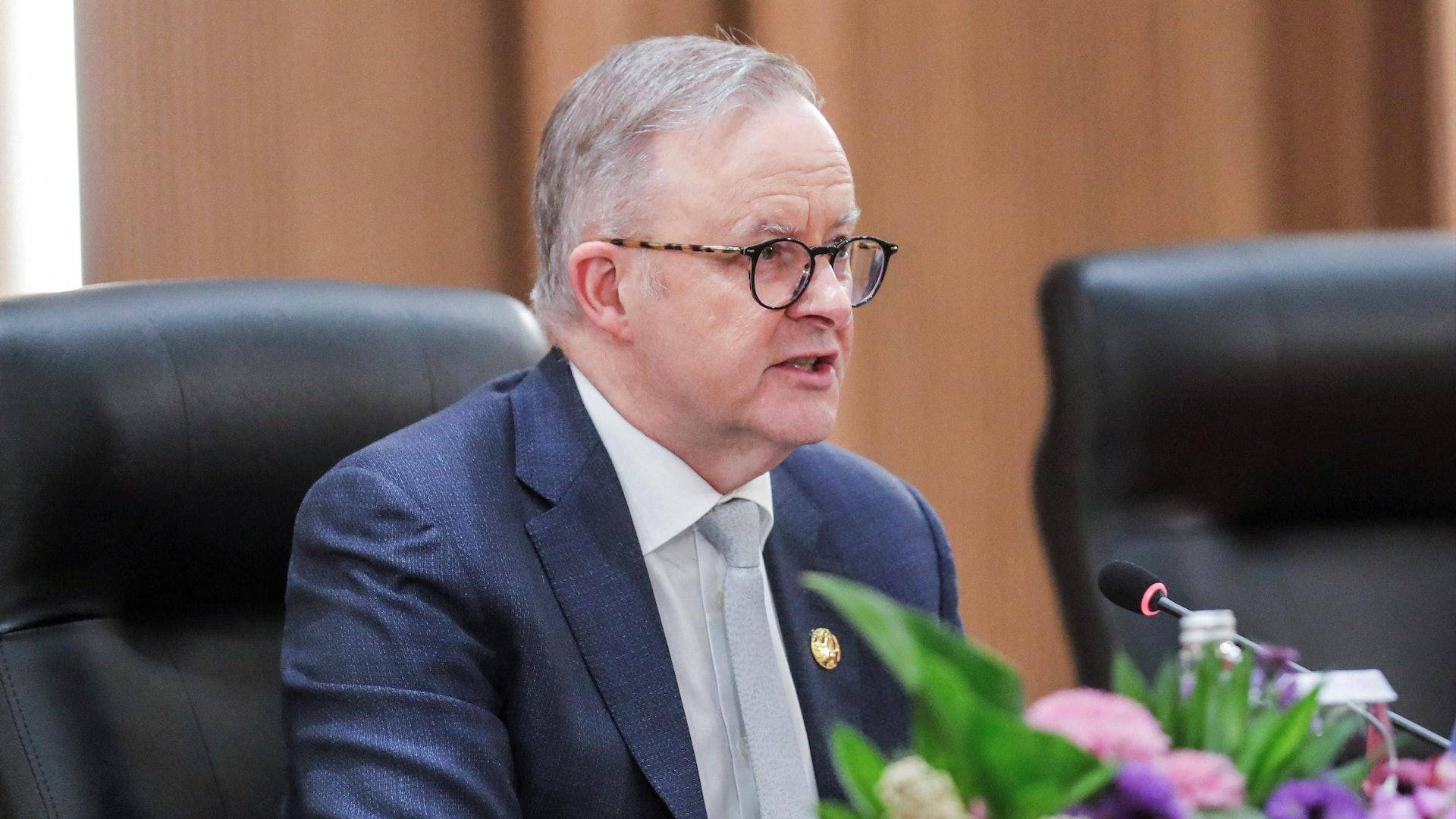 澳大利亚总理刚到上海，表达不希望改变台海现状，解放军用实弹划给“外部势力”看红线