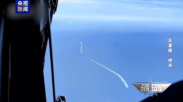 乌军又一架F-16战机坠毁 俄无人机是如何“击落”战斗机的?