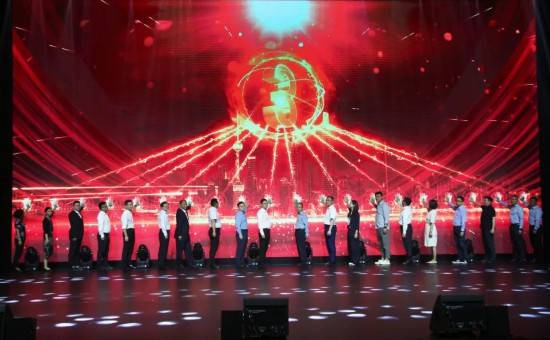 庆祝中国人民解放军建军98周年——戎爱之夜活动举行