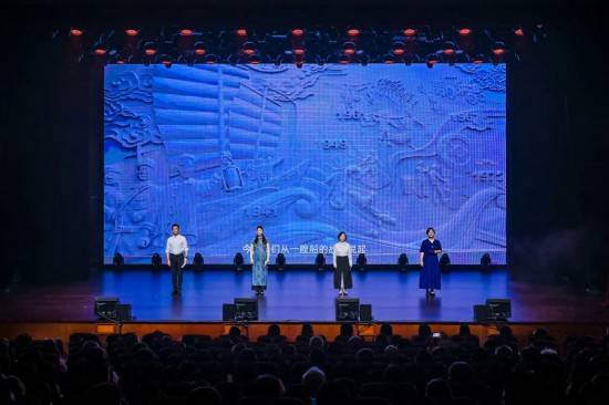 庆祝中国人民解放军建军98周年——戎爱之夜活动举行