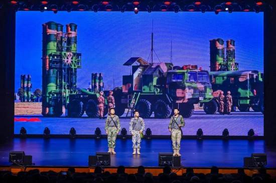 庆祝中国人民解放军建军98周年——戎爱之夜活动举行