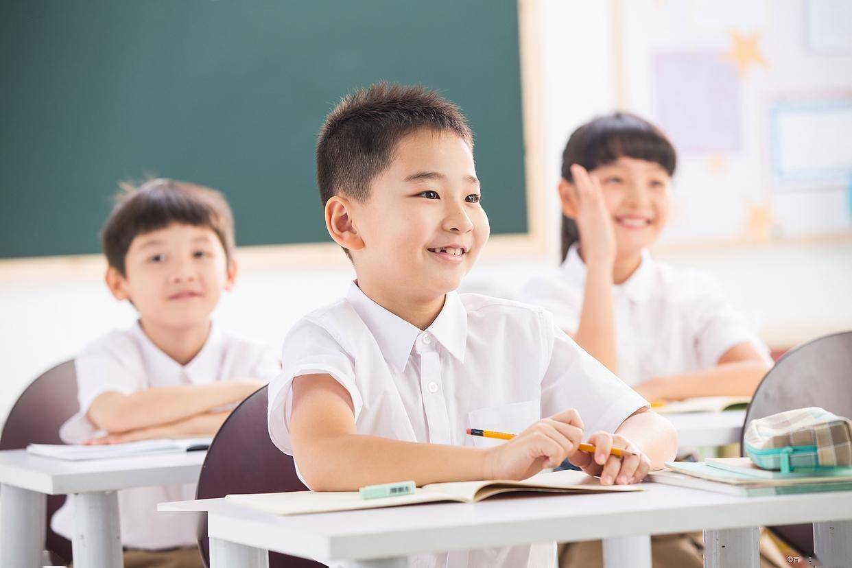 教育局最新消息，心疼25年小升初的孩子