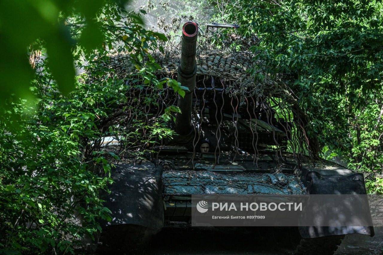 普京就差笑出声了,数十万俄军持续激战:逼迫特朗普露出真正面目