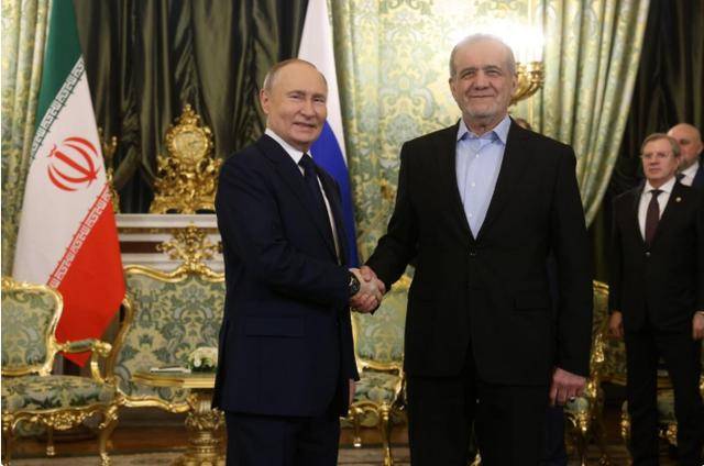 伊朗高层控诉俄罗斯:背后捅刀不配当盟友!中国才是更可靠伙伴?