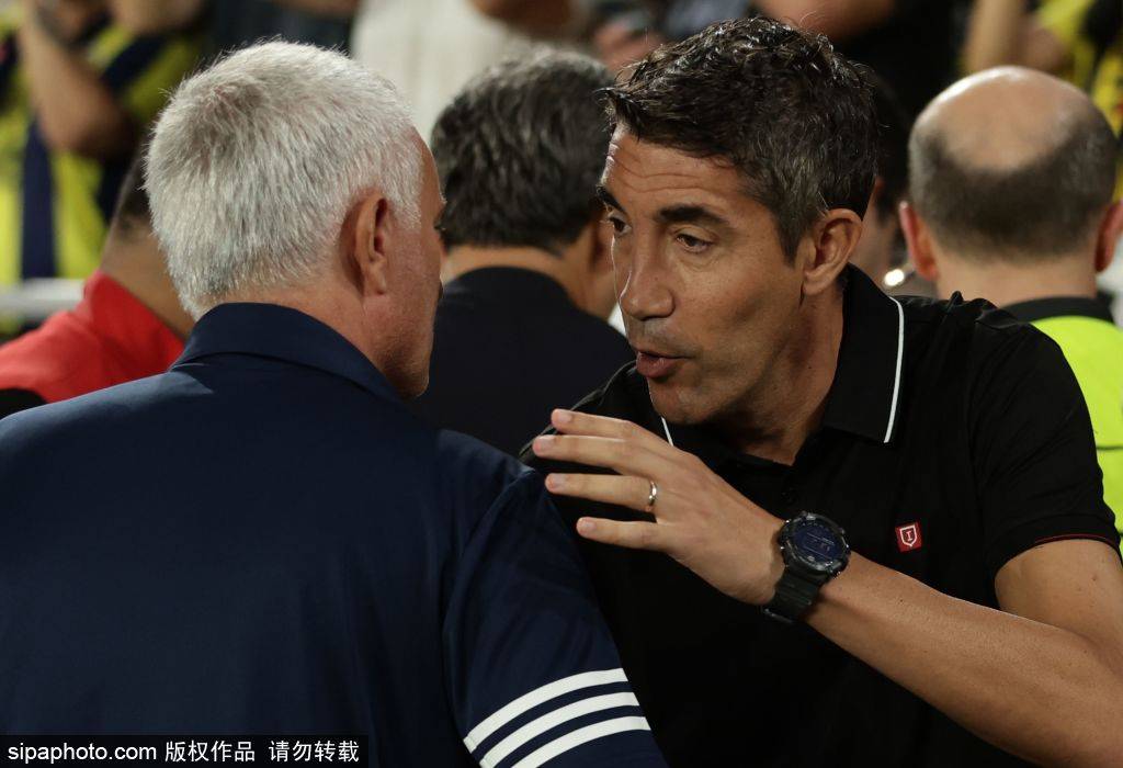 穆里尼奥欧冠梦再碎,费内巴切遗憾出局:被罚下的前中超球星成转折点