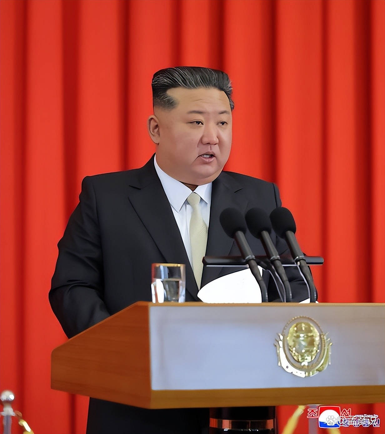 去完中国一趟，金正恩面向全世界，替朝鲜说出一句底气十足的话