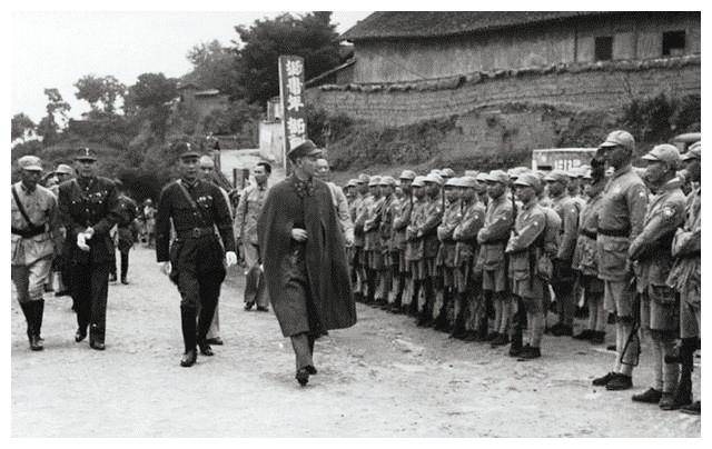 披露：国民党在台湾是怎样把军队玩没的？