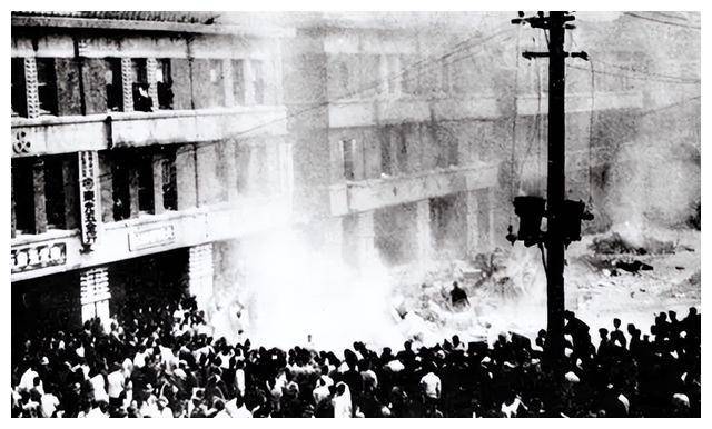 披露：国民党在台湾是怎样把军队玩没的？