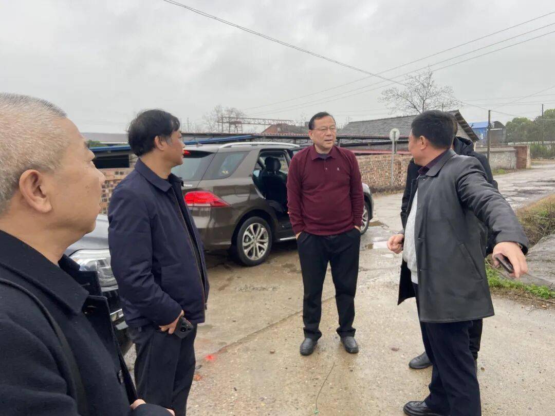 玩农庄，大老板的钱是怎样一步步“化成水”的？